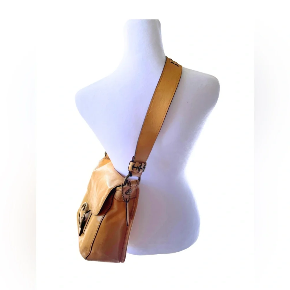 Vintage Coach Bleeker Tan Leather Shoulder Bag - Picture 3 of 9